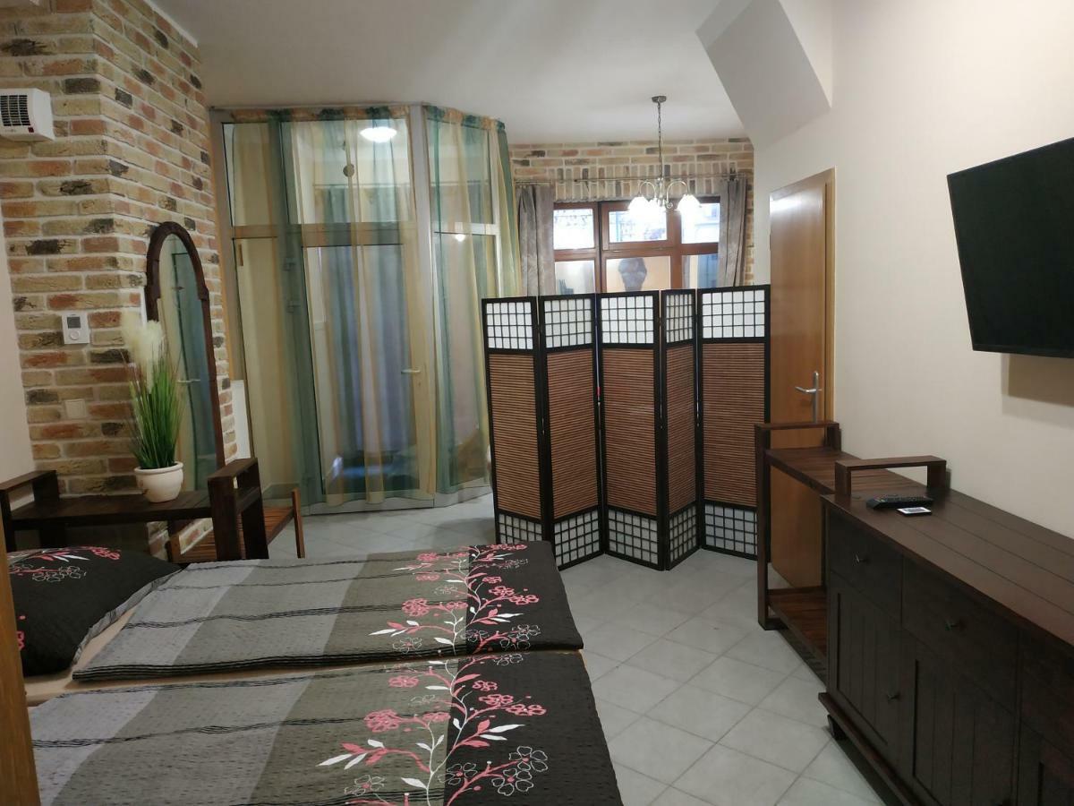 Apartman Holandska 120 Beroun Beroun  Buitenkant foto