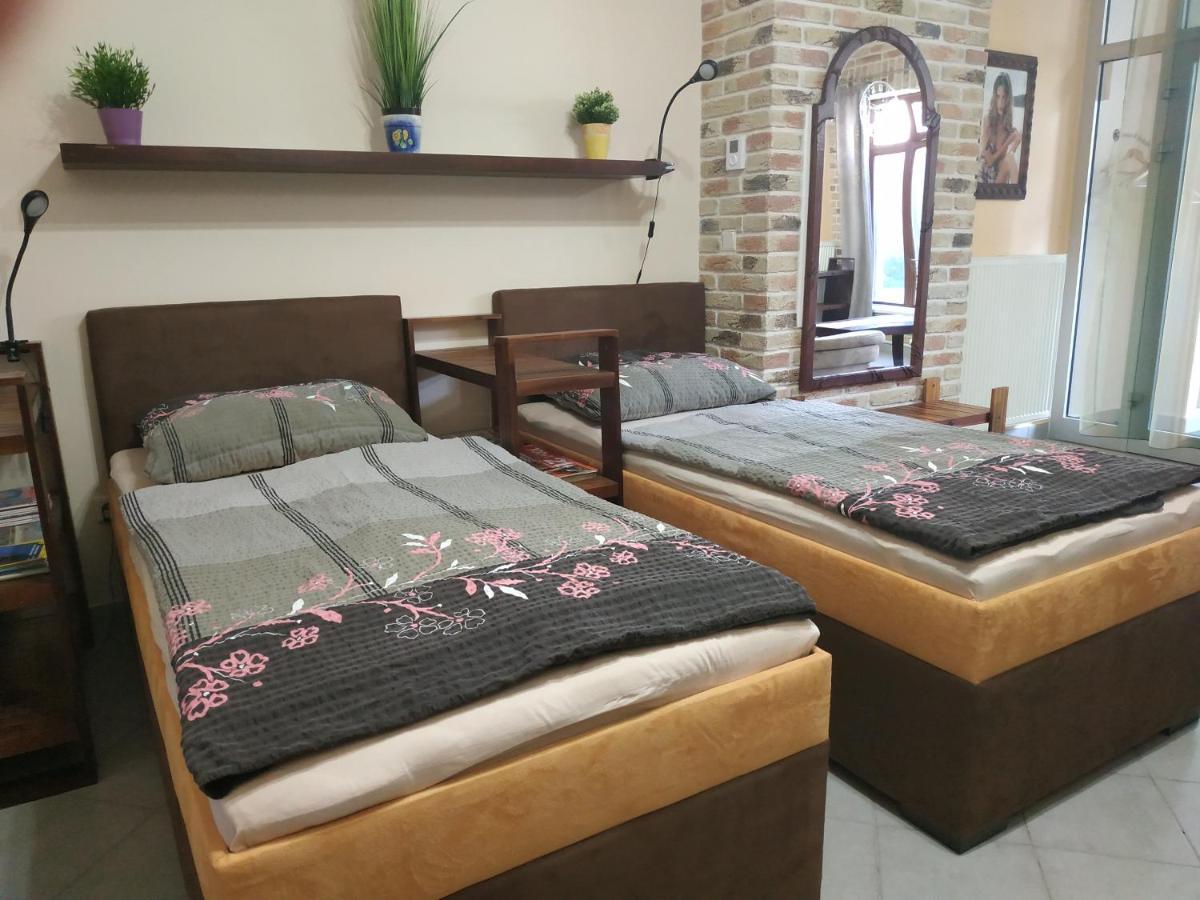 Apartman Holandska 120 Beroun Beroun  Buitenkant foto