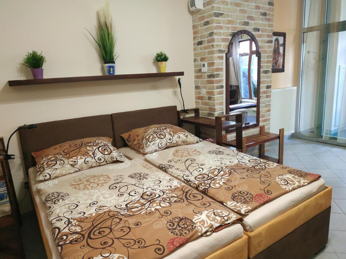 Apartman Holandska 120 Beroun Beroun  Buitenkant foto